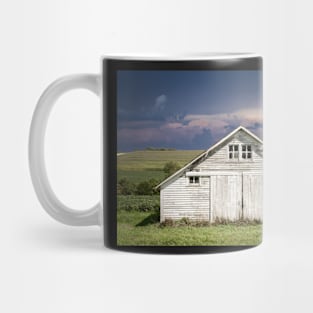 Beautiful Old Barn Pictures - White Barn Mug